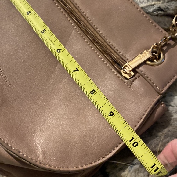 Melie Bianco vegan and cruelty free bag. Designed in USA - Picture 15 of 16